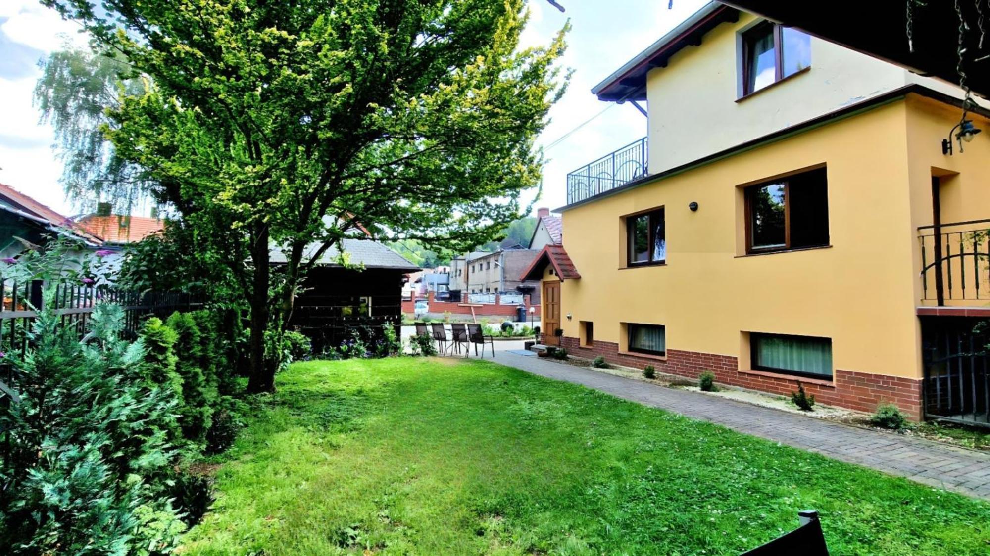 Pensjonat Bliss Polanica-Zdroj Bagian luar foto